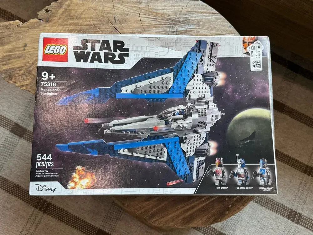 LEGO Star Wars Disney Mandalorian Starfighter 75316 544 Pc 9+ Sealed